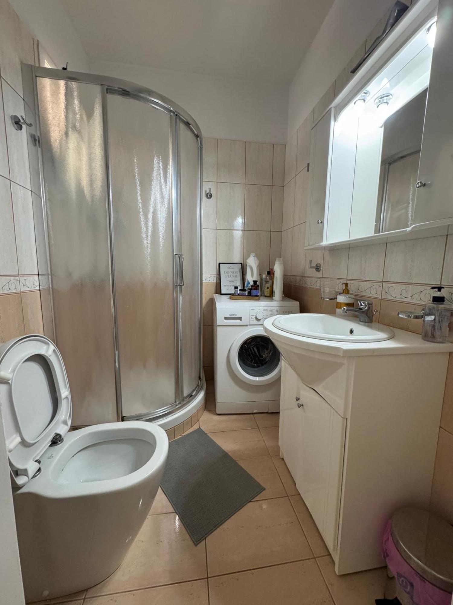 Windsor Place Apartment - Vouliagmeni Афины Экстерьер фото